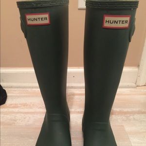 Green hunter boots women’s size 6 only worn once